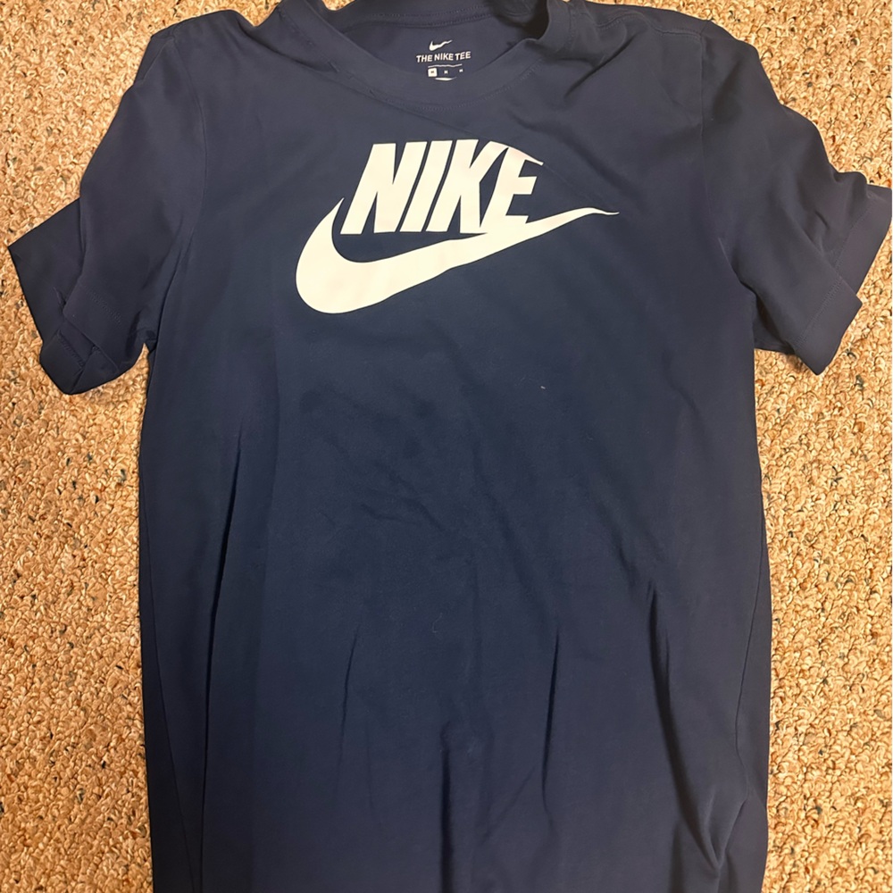 Nike Men's Dark Blue Short Sleeve Tee